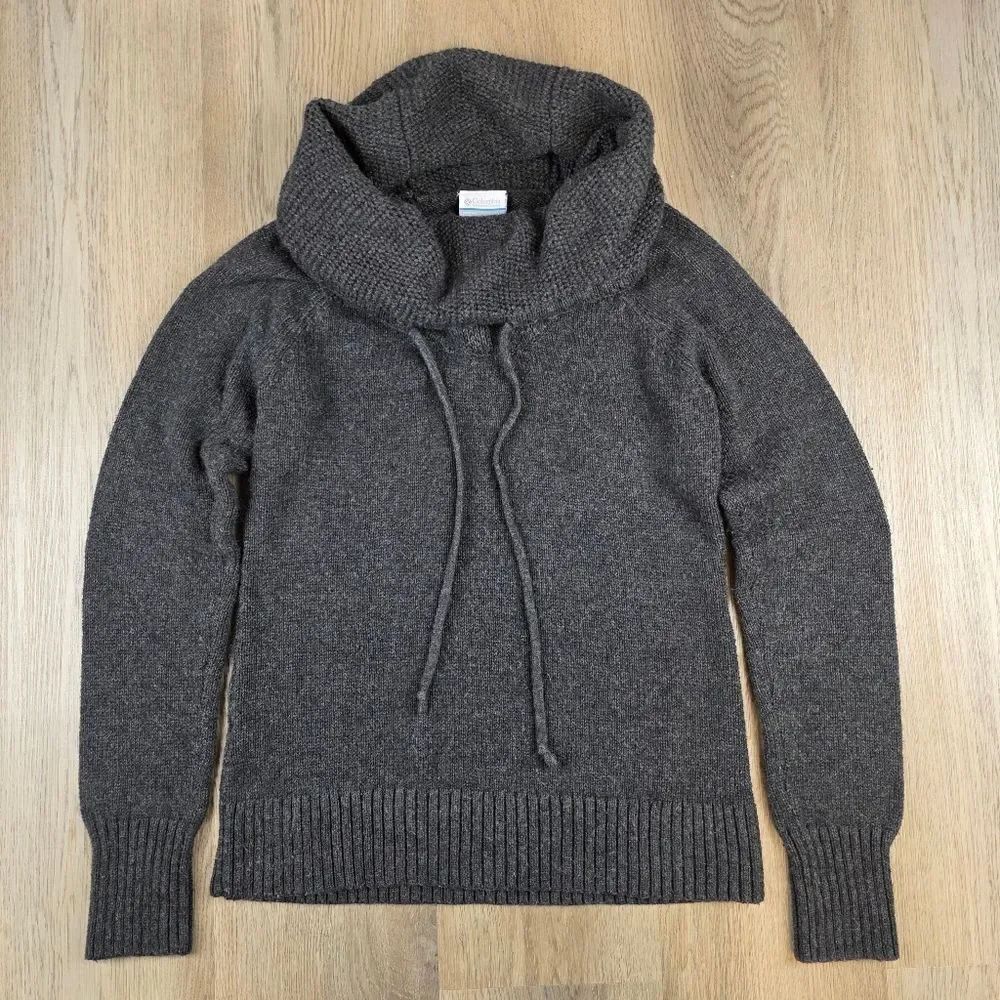 Colambia Cowl Neck Sweater Size M